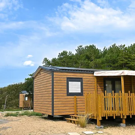 مكان تخييم Cristal D'opale *