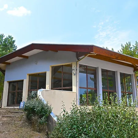 Cristal D'opale مكان تخييم