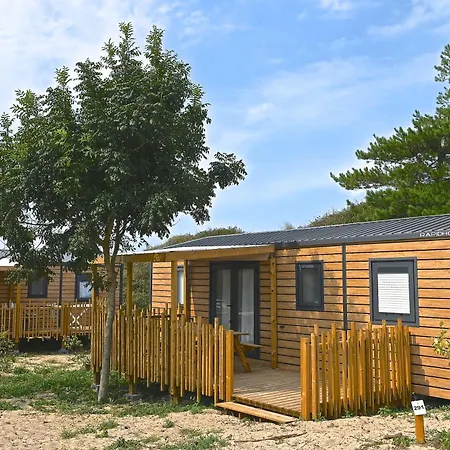 Cristal D'opale Campsite