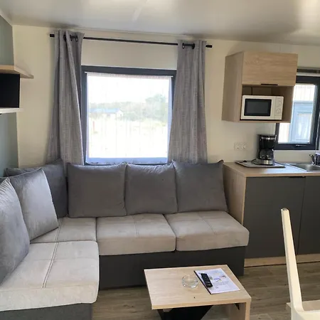 Cristal D'opale Campsite